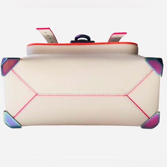 MICHAEL KORS ~ Small White Crossbody Satchel w/Multicolor Accents Monochromatic - Picture 9 of 14